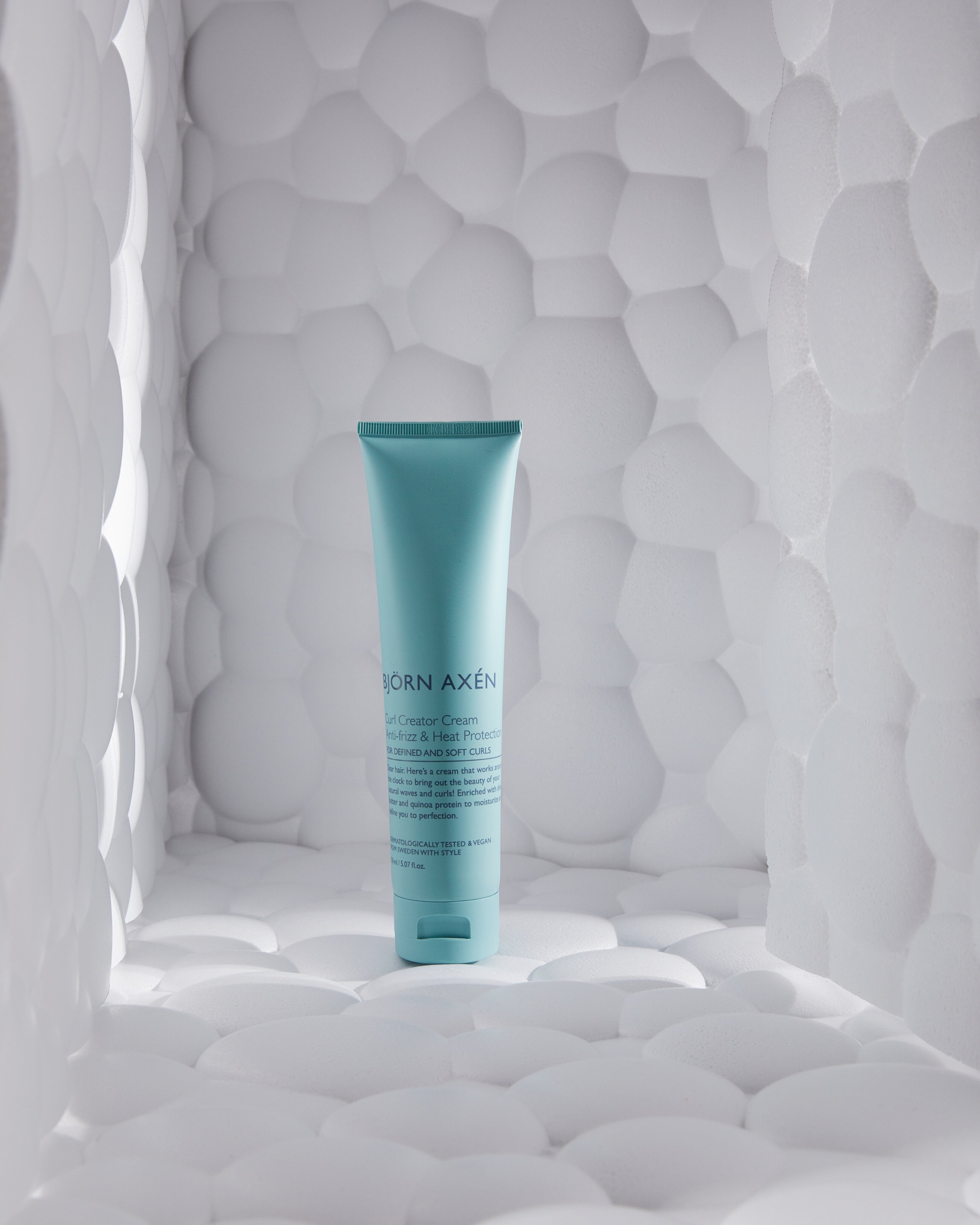 Формуючий крем для локонів Björn Axén Curl Creator Cream Anti-Frizz & Heat Protection for Defined and Soft Curls